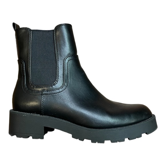 Old Navy Chelsea Platform Moto Boot - Picture 5 of 8